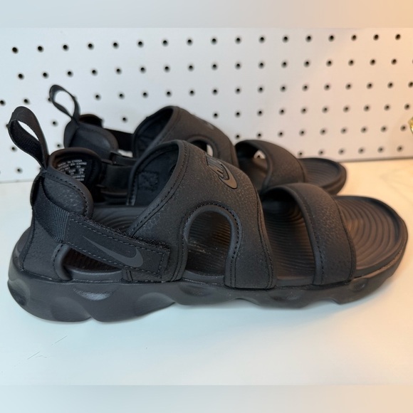 Nike OWAYSIS Women’s 8M Triple Black CK9283-001 Multi Back Strap Slides Sandals - Picture 3 of 16